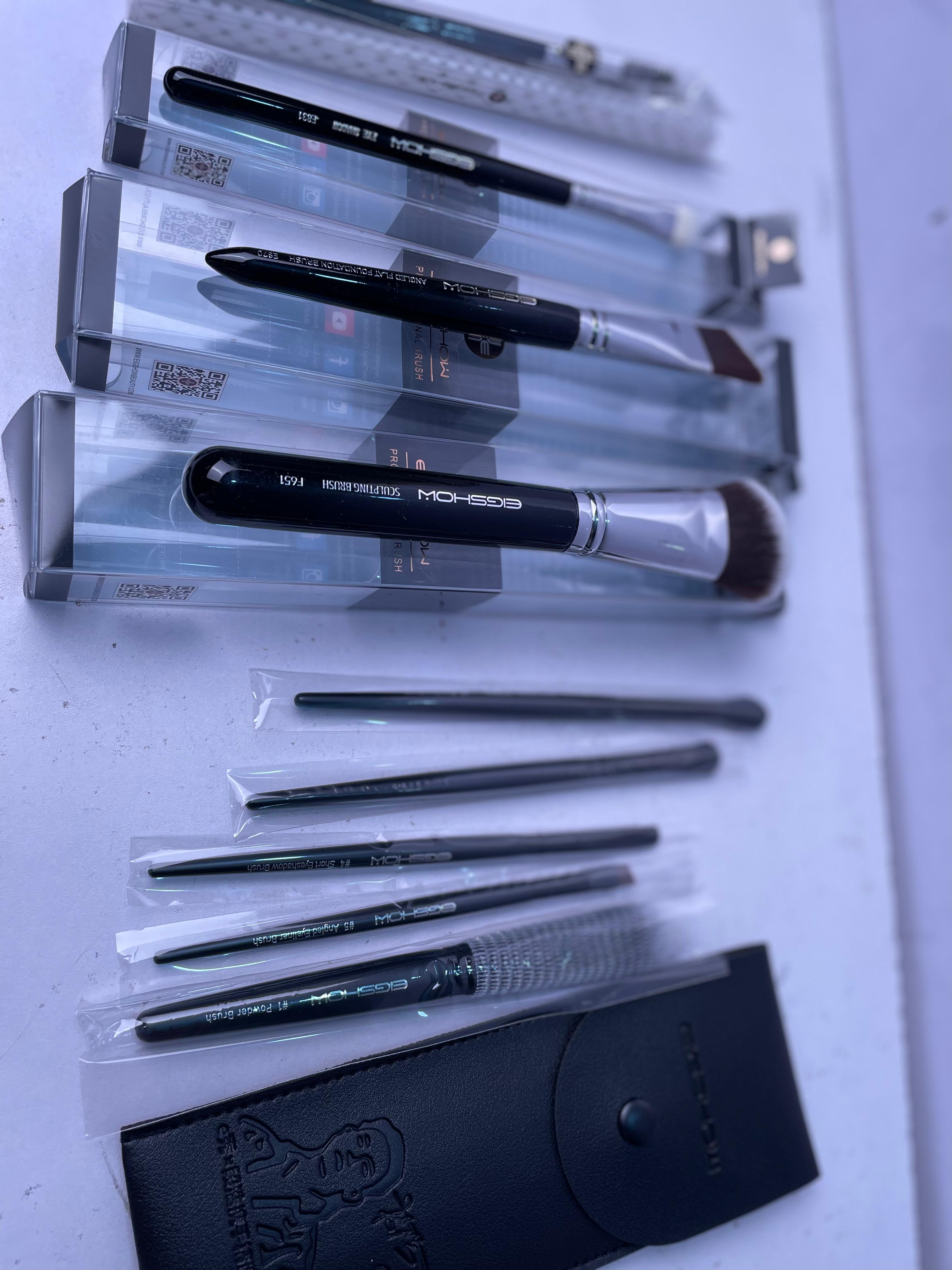 9 In 1 Brushes Deal