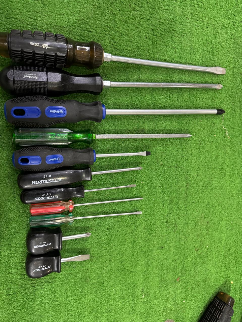 Screw driver set  11-in-1